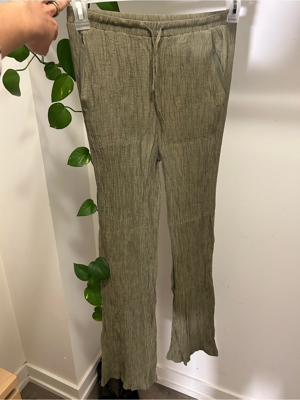 Olive Drawstring Casual Pants